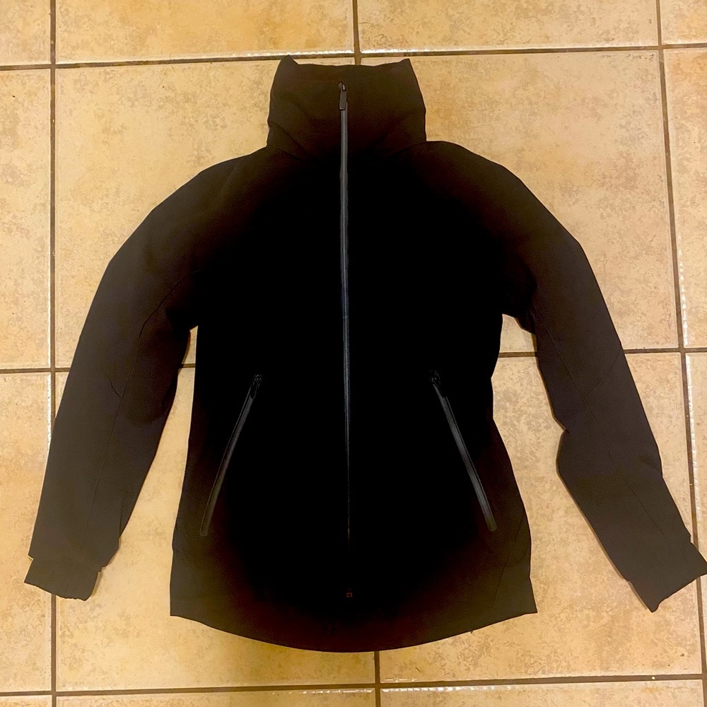 Black Lululemon nylon jacket. NWOT